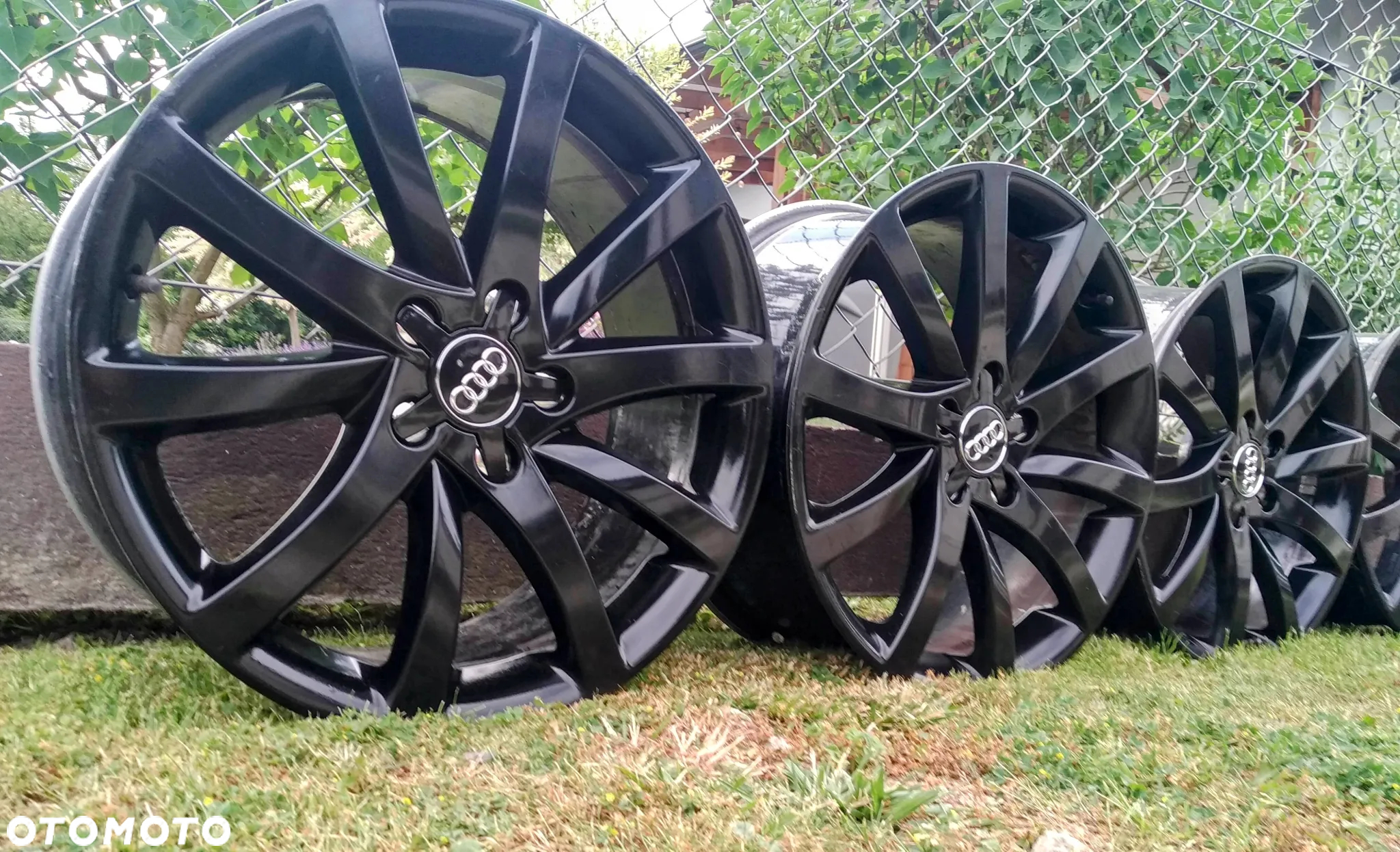 Oryginalne felgi aluminiowe Audi 18 cali A4 B8 A5 8T S-Line - 2