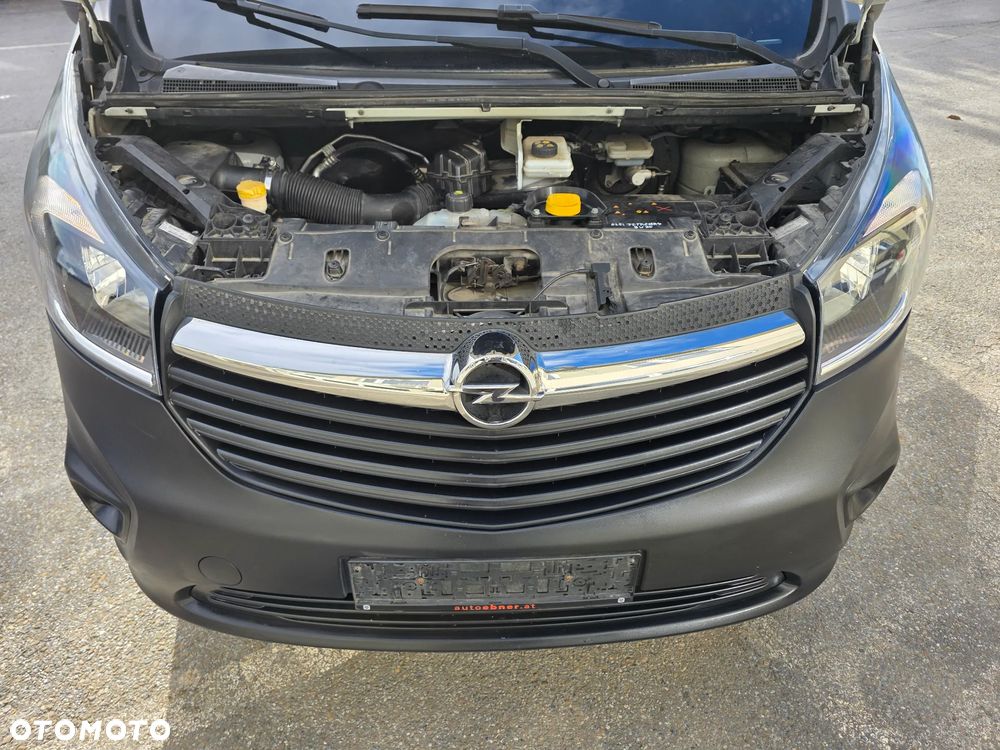 Opel Vivaro - 27
