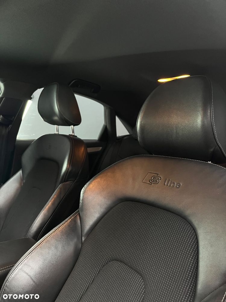 Audi A4 Limousine - 11