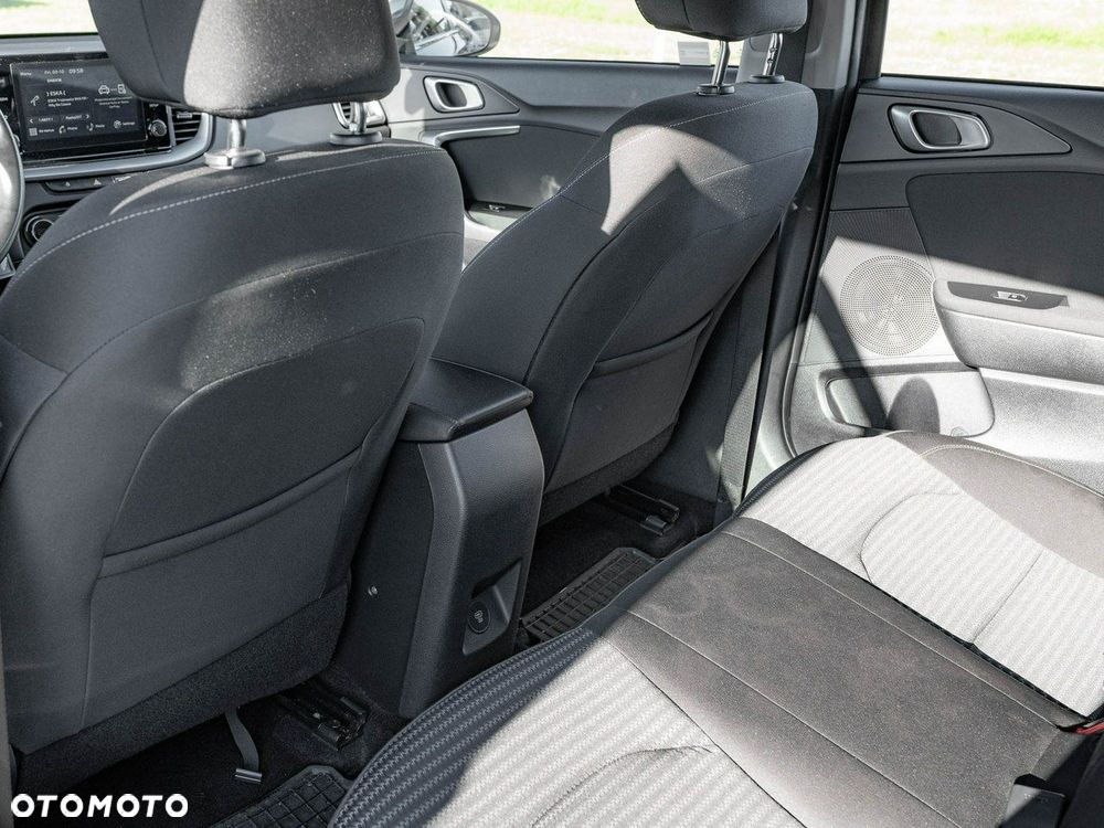 Kia Ceed 1.5 T-GDI M DCT - 25