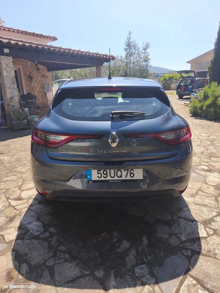 Renault Mégane 1.5 dCi Zen - 6