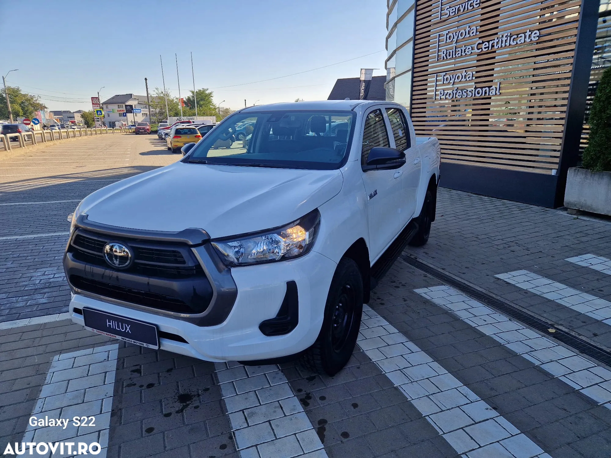 Toyota Hilux 2.4D 150CP 4x4 Double Cab AT Comfort - 3