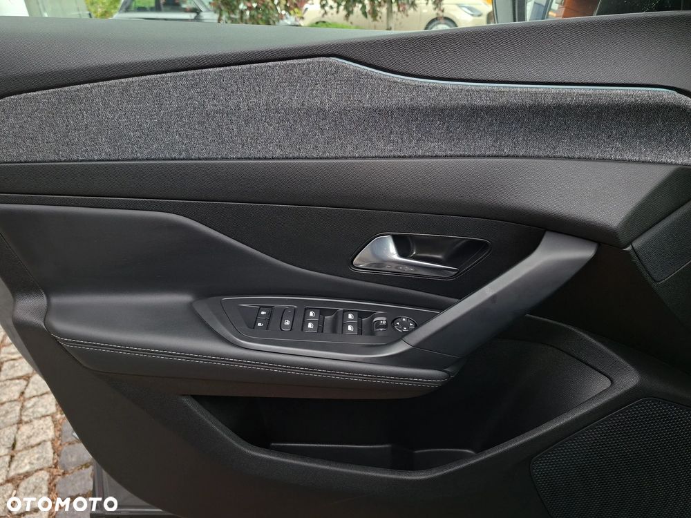 Peugeot 408 1.2 PureTech Allure S&S EAT8 - 19