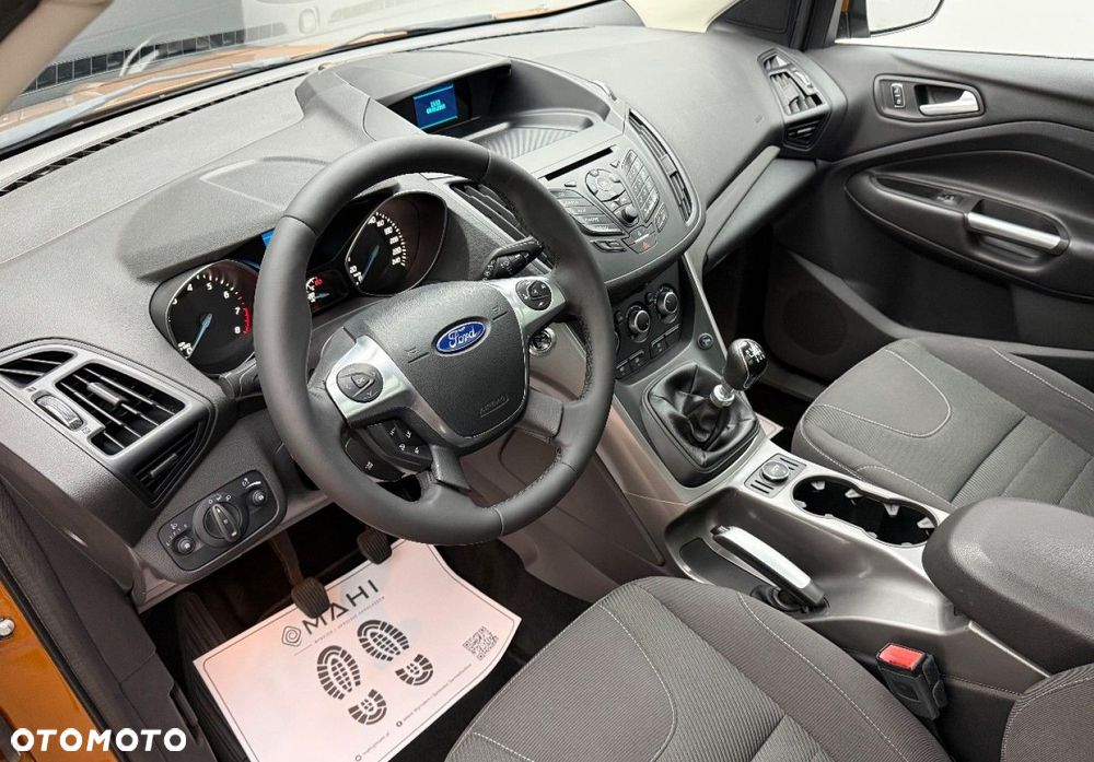 Ford Kuga 1.5 EcoBoost 2x4 Individual - 23