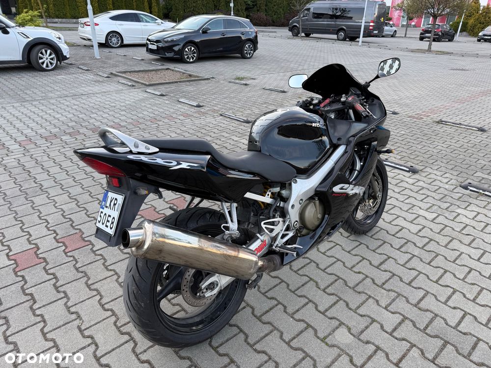 Honda CBR - 7