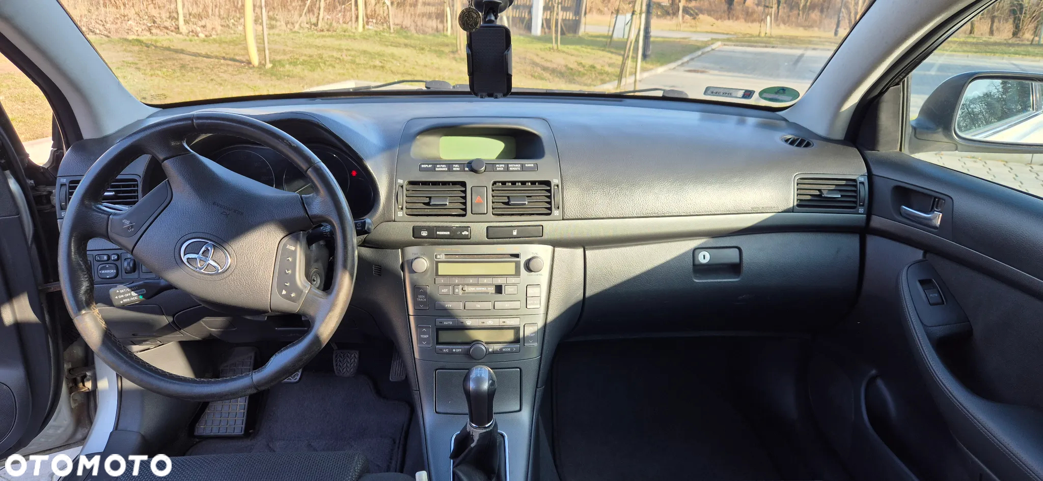 Toyota Avensis 2.0 D-4D Sol Plus - 12
