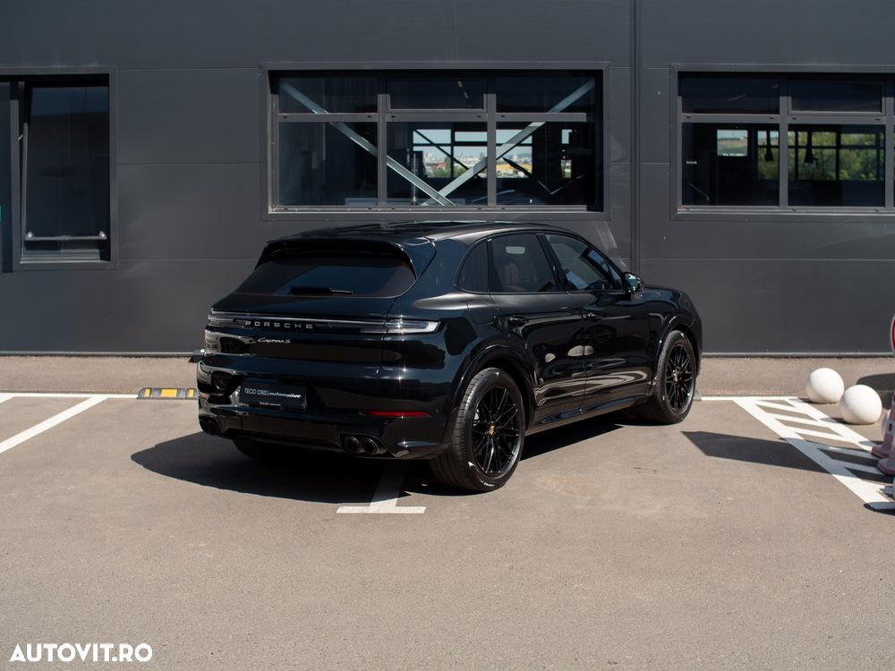 Porsche Cayenne - 5