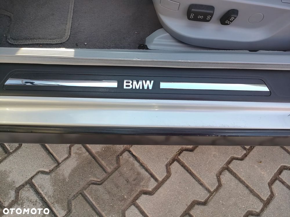 BMW Seria 7 728i L - 26