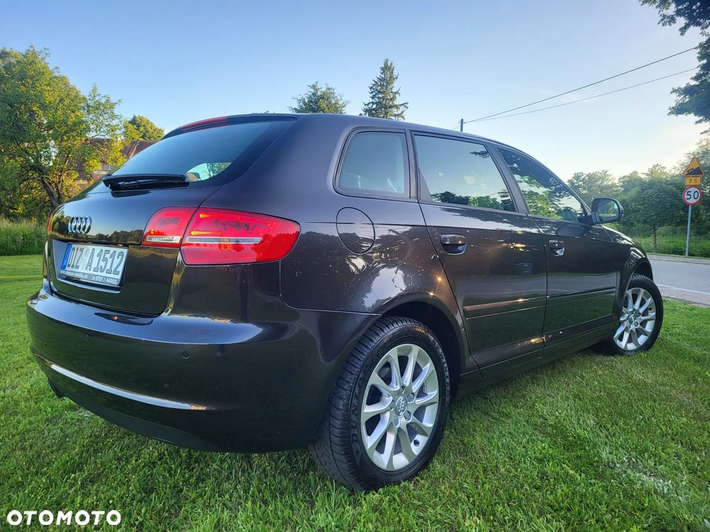 Audi A3 Sportback 1.4 TFSI Ambiente - 11