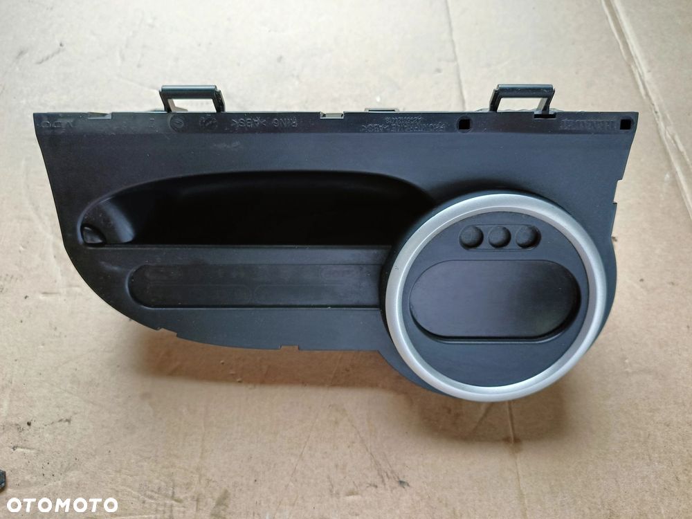 Twingo II licznik 1,2 16V 98 tys. km EU Renault