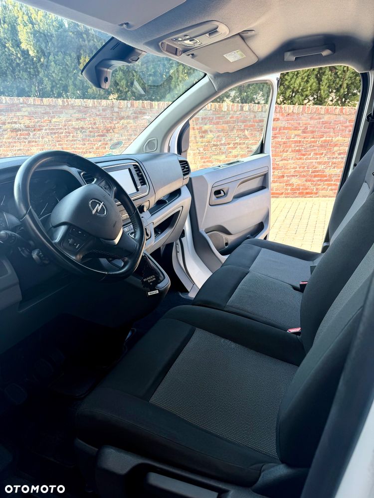 Opel Vivaro - 27