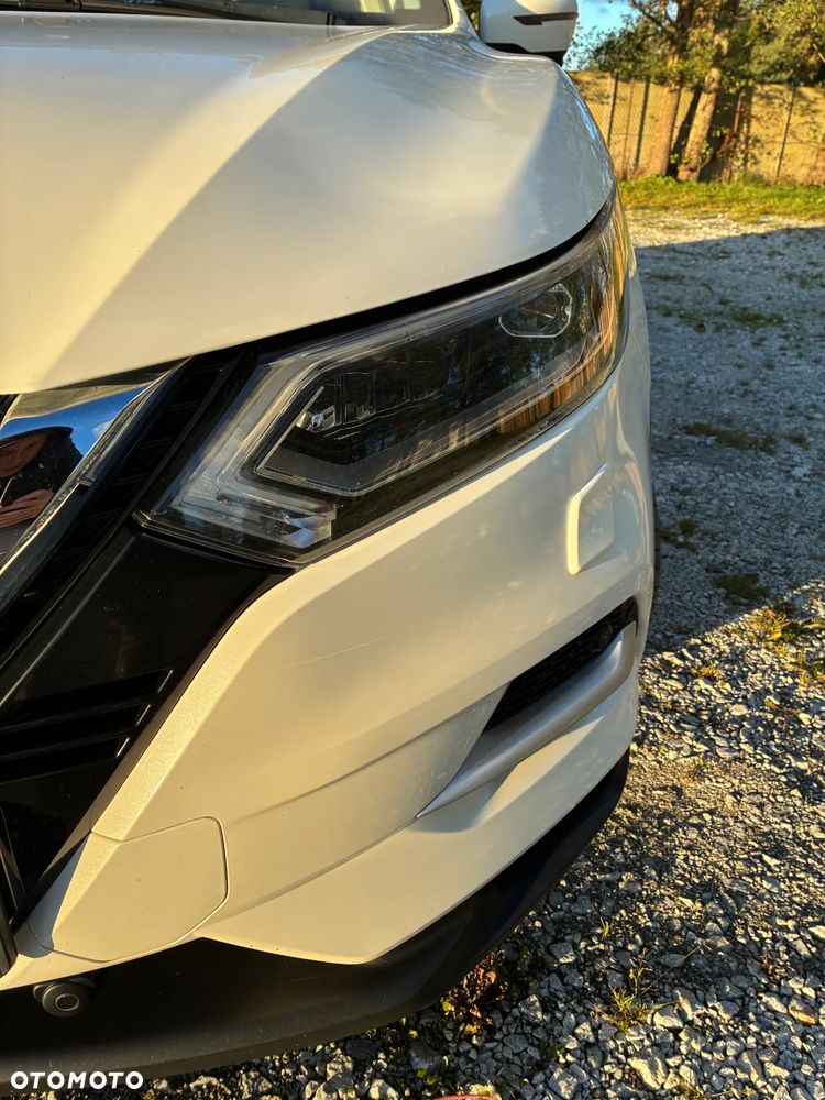 Nissan Qashqai 1.2 DIG-T TEKNA+ - 4