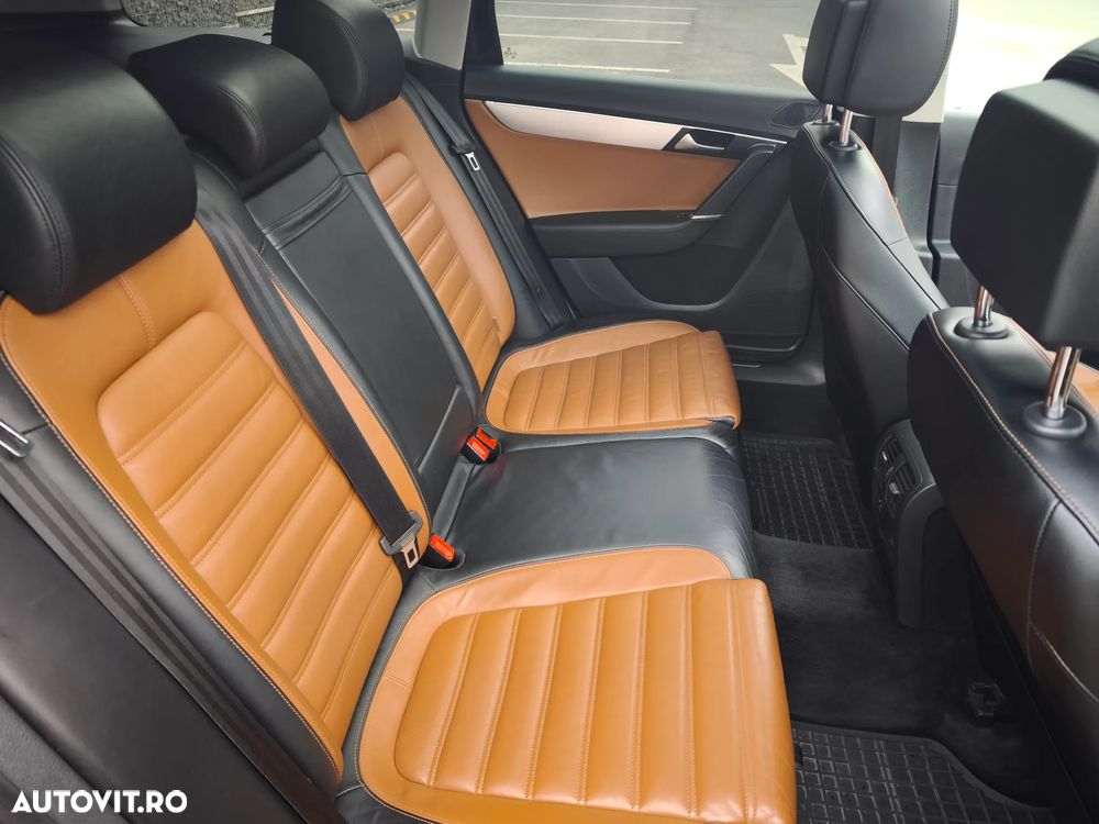 Volkswagen Passat Alltrack 2.0 TDI 4Motion DSG BlueMotion Tec - 15