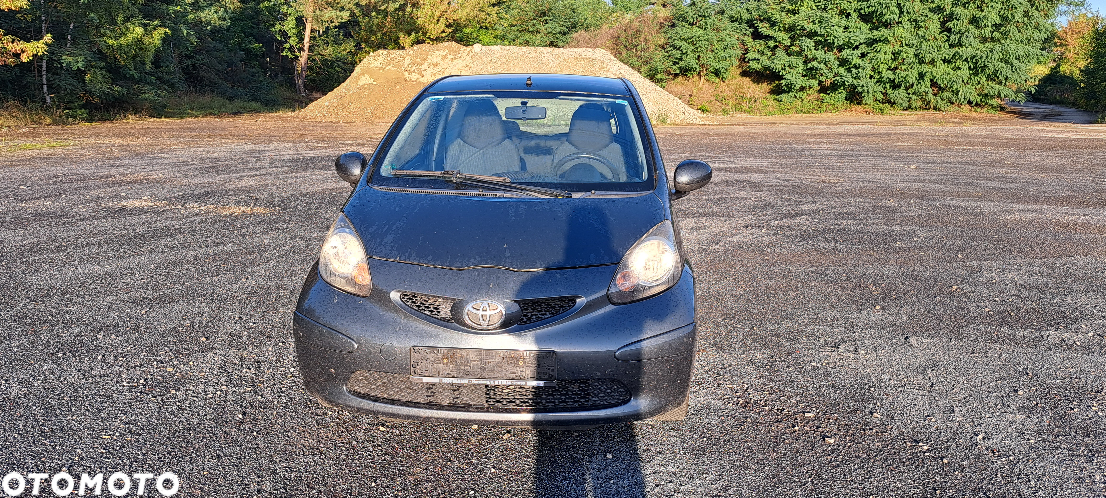 Toyota Aygo - 2
