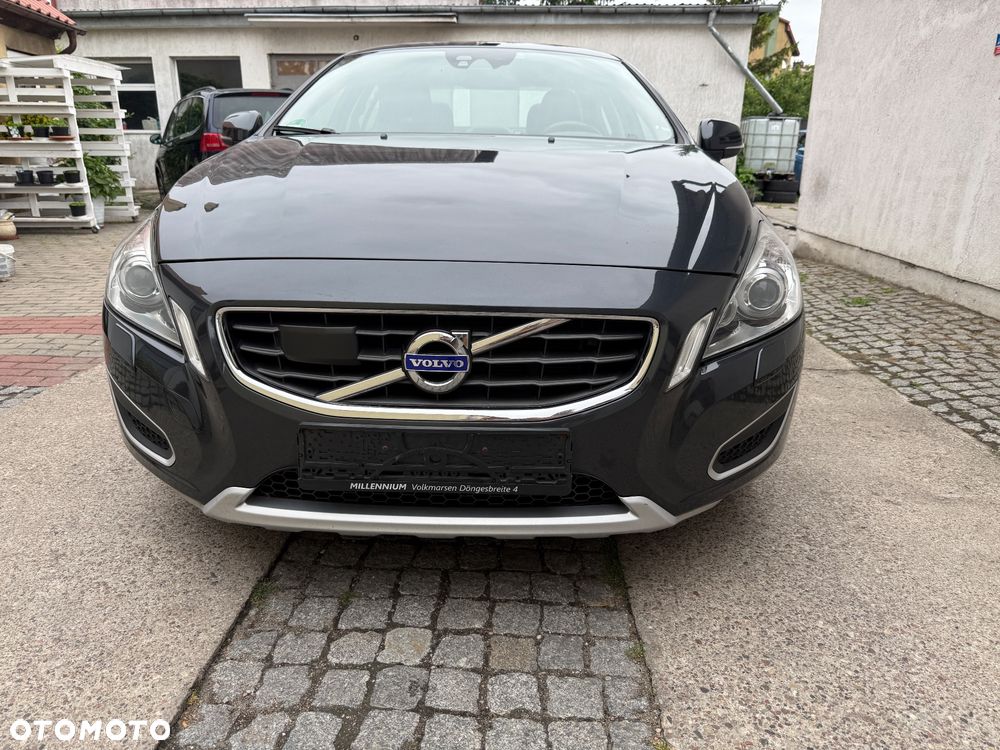 Volvo S60 D3 Geartronic Momentum - 4
