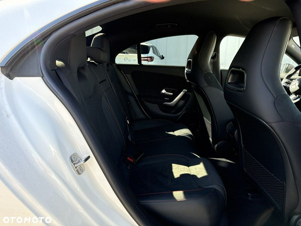 Mercedes-Benz CLA 200 mHEV AMG Line 7G-DCT - 18