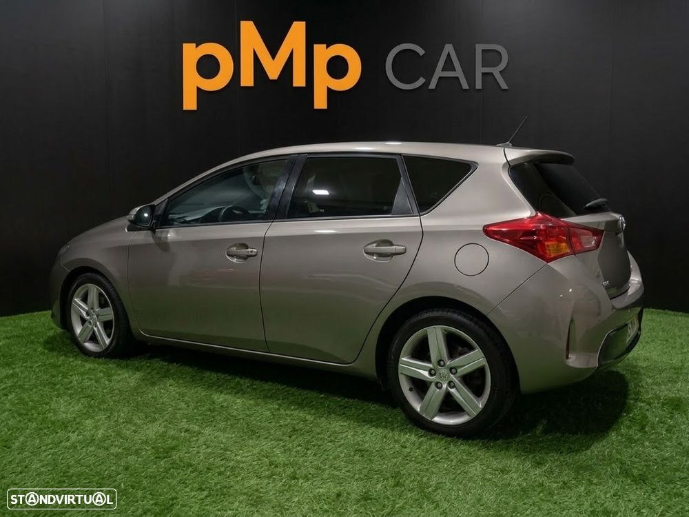 Toyota Auris 1.4 D-4D ACtive - 3