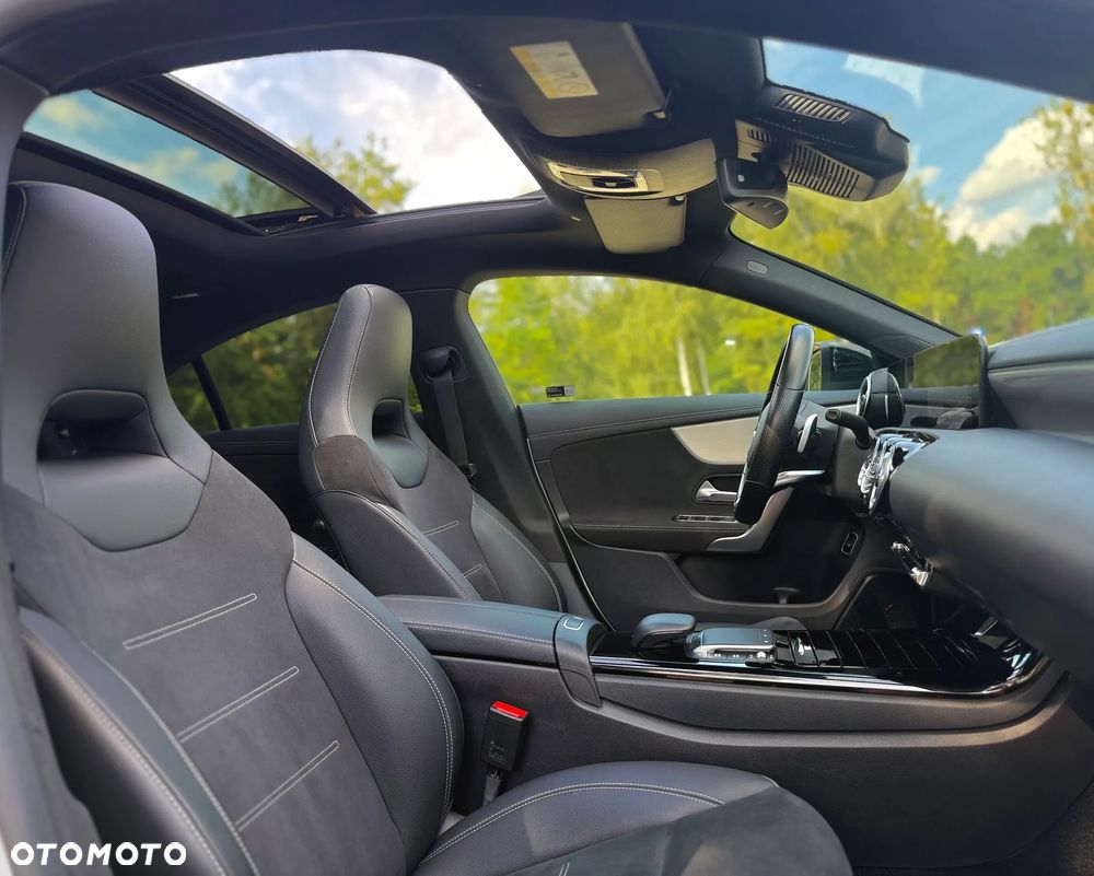 Mercedes-Benz CLA 200 d AMG Line 8G-DCT - 19