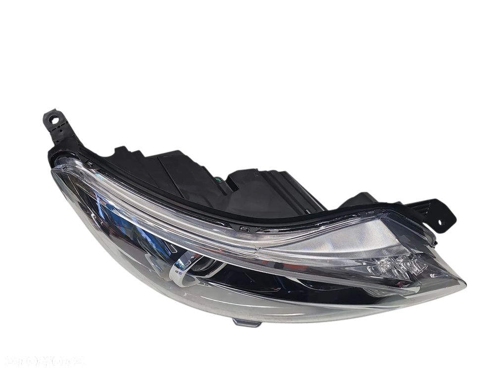 TOYOTA PROACE LAMPA PRAWA PRZEDNIA XENON 9808237480-00 - 2