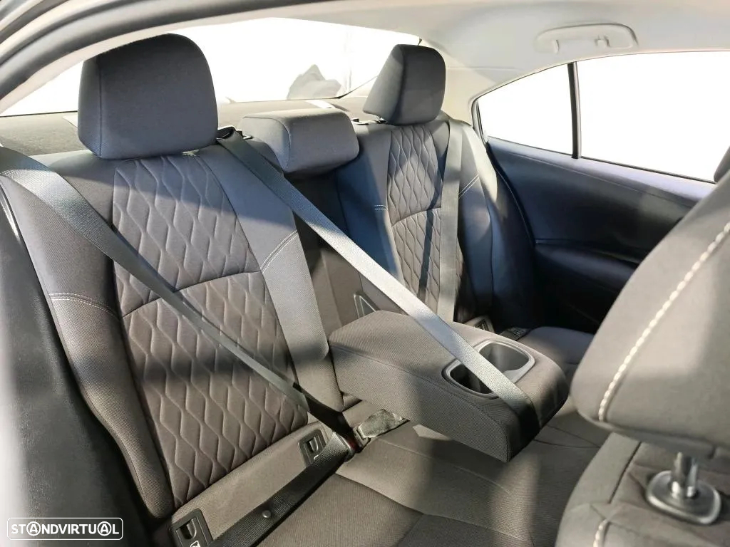 Toyota Corolla 1.8 Hybrid Comfort - 11