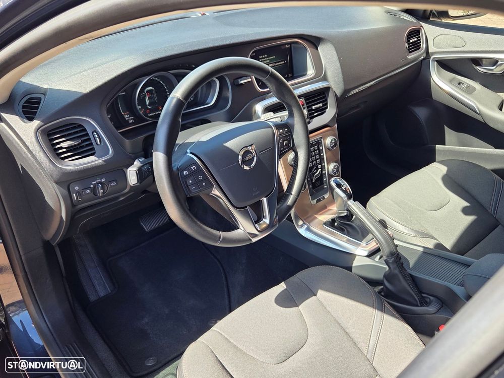Volvo V40 Cross Country 1.5 T3 Pro Geartronic - 18