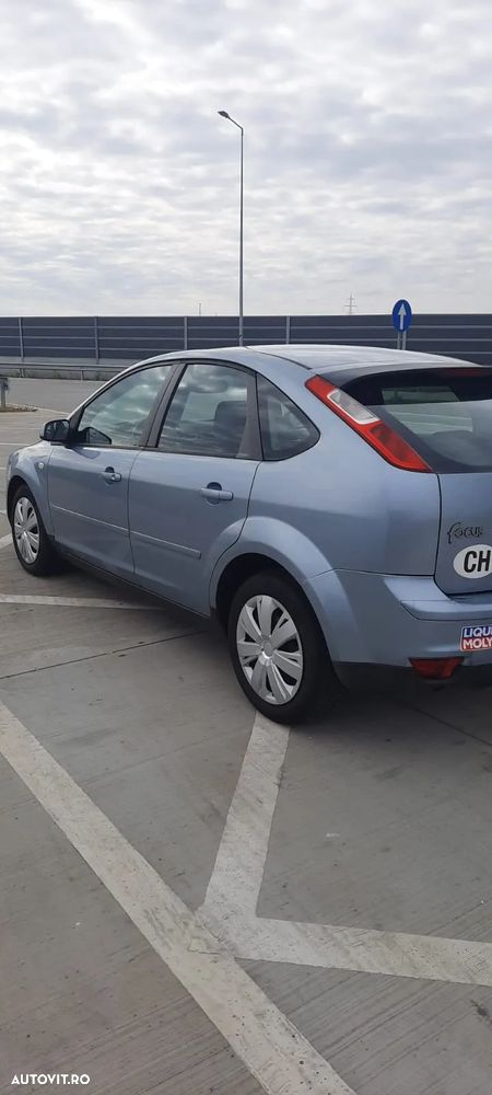Ford Focus 2.0 TDCi Trend - 4