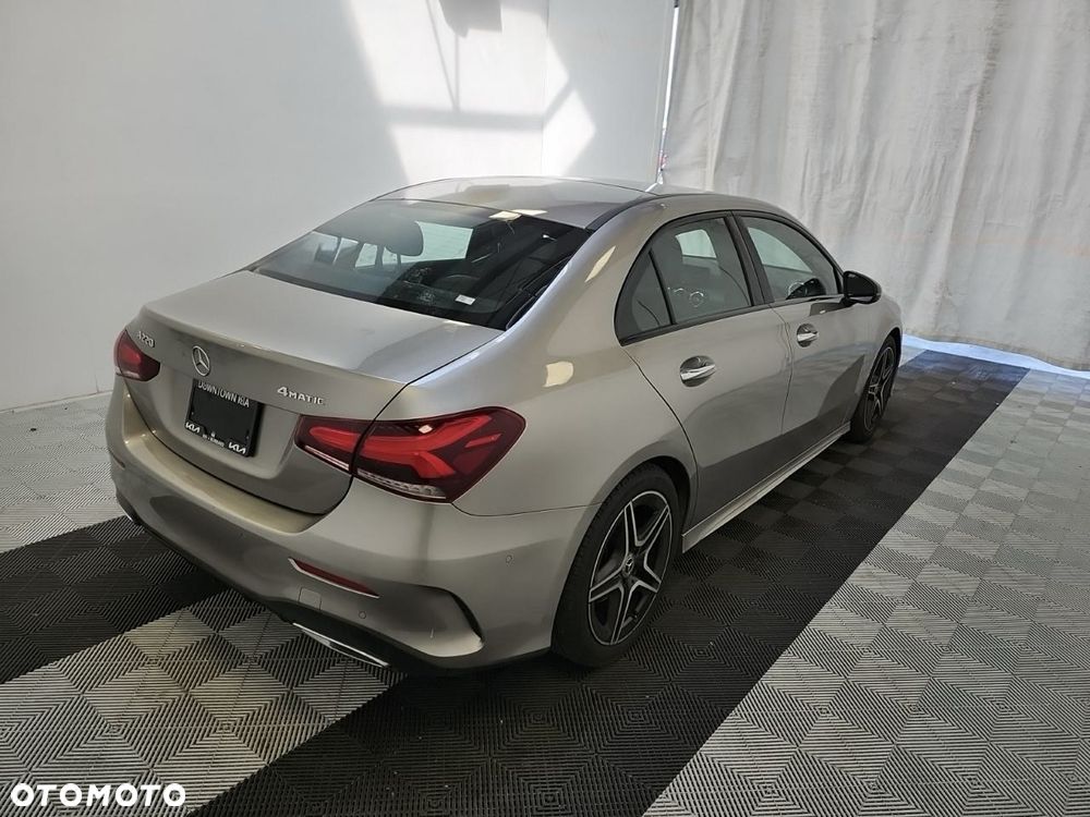 Mercedes-Benz Klasa A 220 4Matic 7G-DCT AMG Line - 4