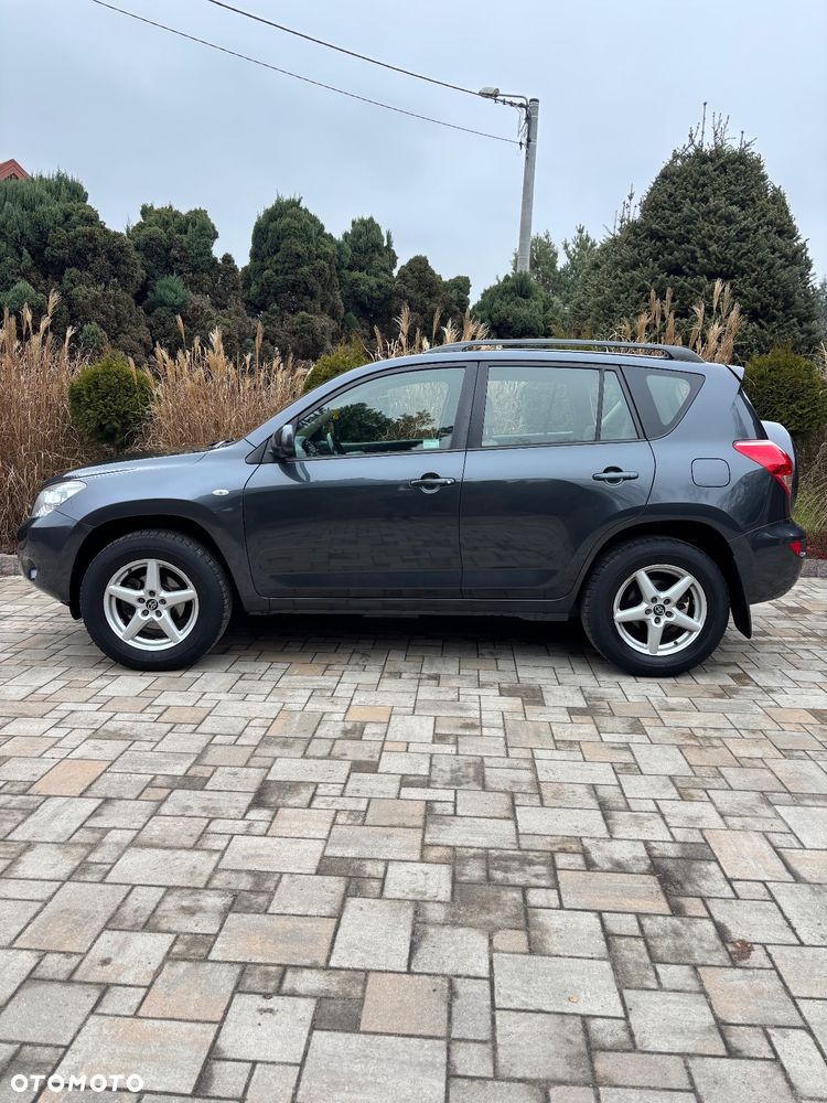 Toyota RAV4 2.0 VVT-i Sol - 1