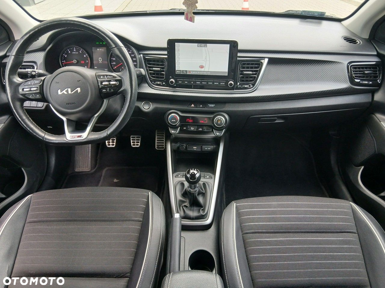 Kia Rio - 20