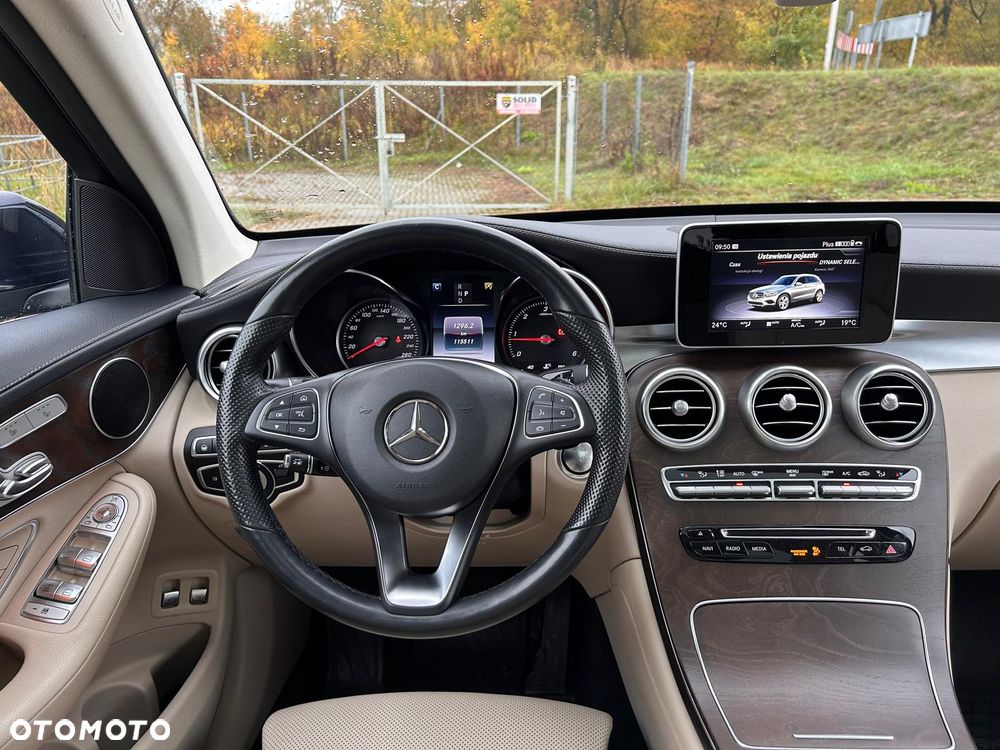Mercedes-Benz GLC 220 d 4Matic 9G-TRONIC - 27