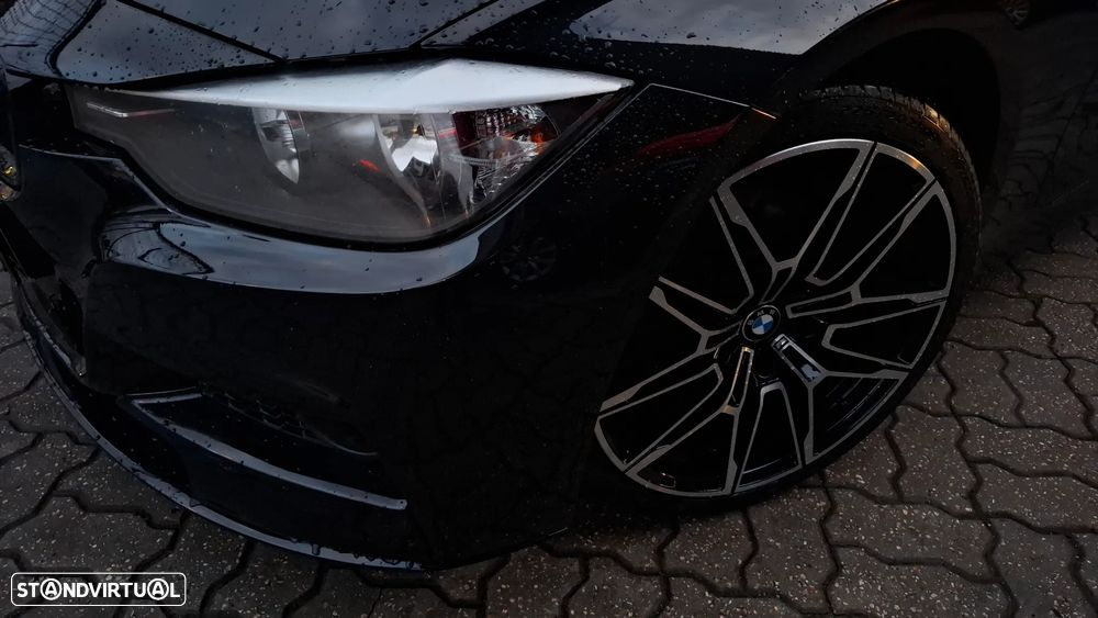 BMW 320 d Touring Auto Pack M - 60