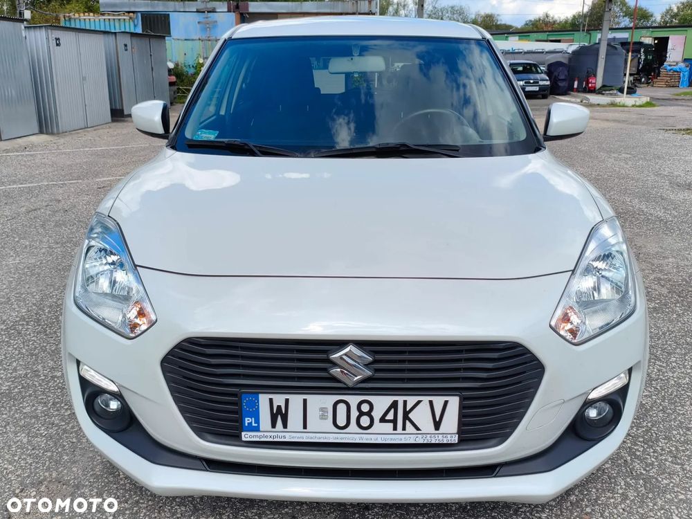 Suzuki Swift 1.2 SHVS Premium Plus - 11