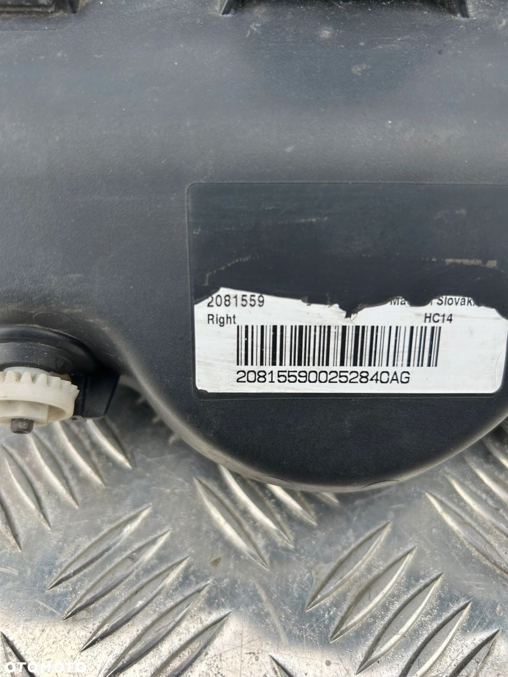 HALOGEN DACHOWY GLOBU SCANIA NEXT GEN NTG PRAWY - 3
