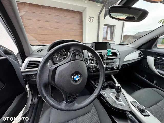 BMW Seria 1 118i - 6