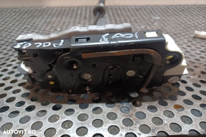 Broasca usa spate stanga 6R4839015A Volkswagen VW Polo 5 6R [2009 - 2 - 1