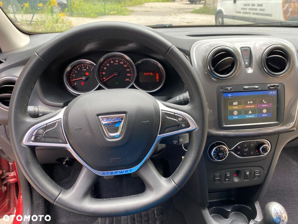 Dacia Sandero Blue dCi 95 Stepway Celebration - 13
