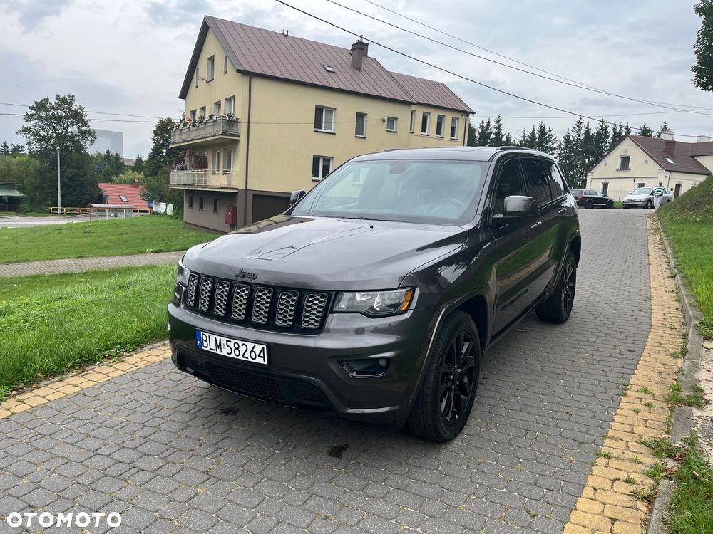 Jeep Grand Cherokee - 2