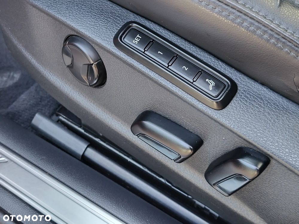 Volkswagen Passat Alltrack - 8