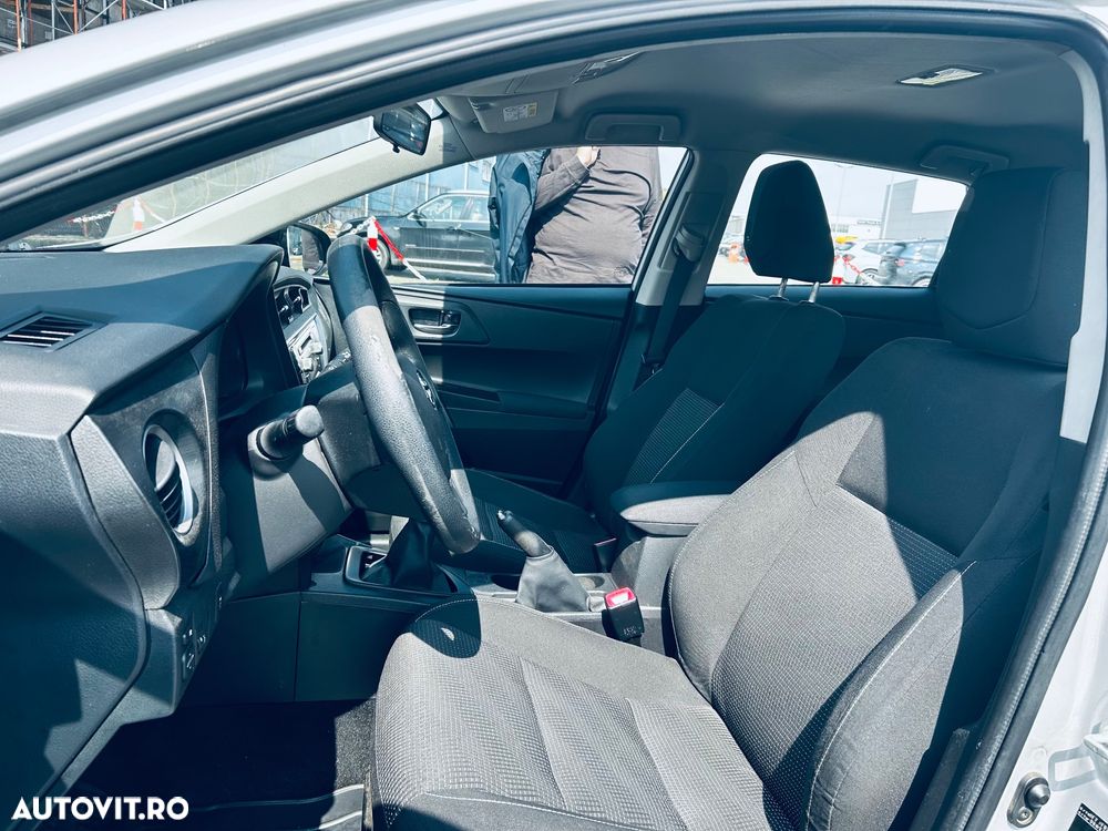 Toyota Auris 1.33 Dual VVT-i Terra - 5