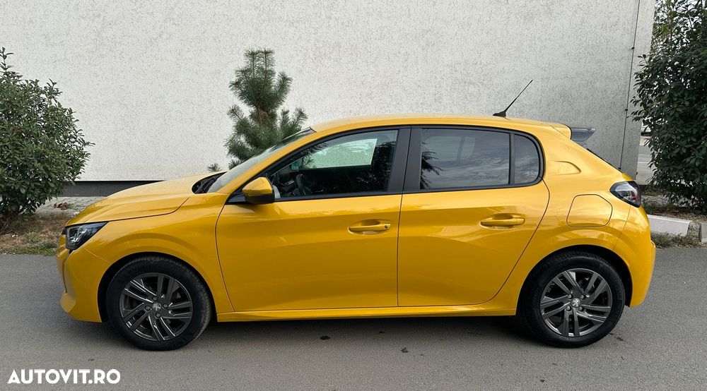 Peugeot 208 PureTech 100 EAT8 Allure - 24