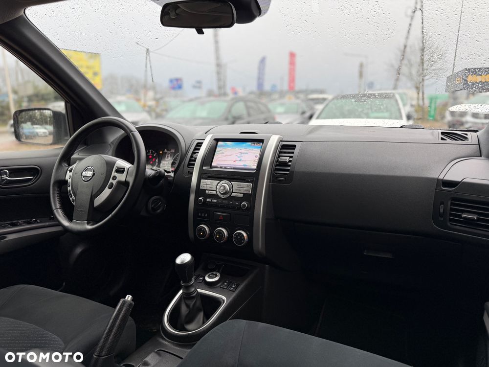 Nissan X-Trail 2.0 4x4 XE - 16