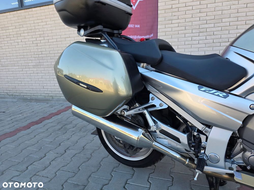 Yamaha FJR - 25