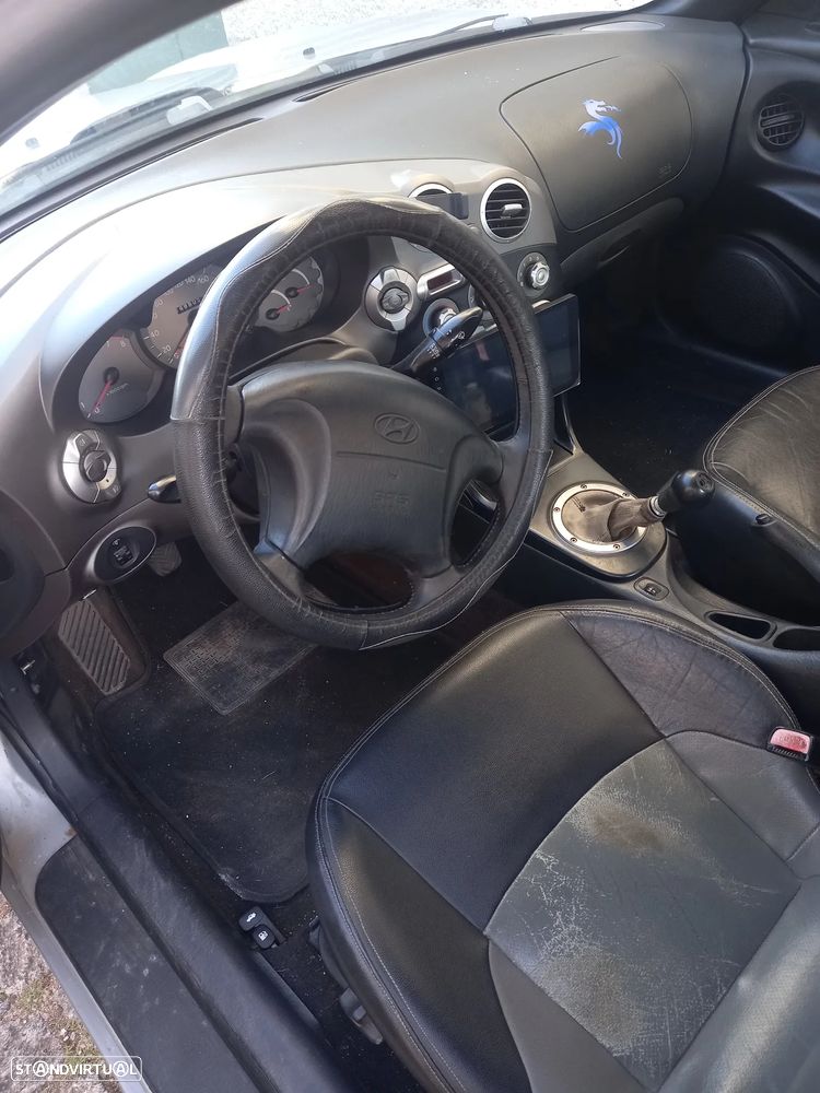 Hyundai Coupe 1.6 16V FX - 8