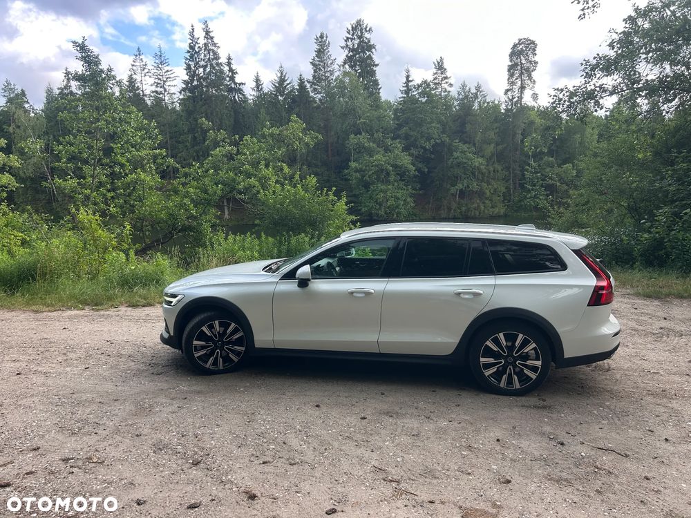 Volvo V60 D4 AWD Momentum Pro - 5