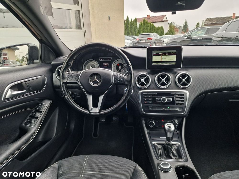 Mercedes-Benz Klasa A 180 (BlueEFFICIENCY) Urban - 17