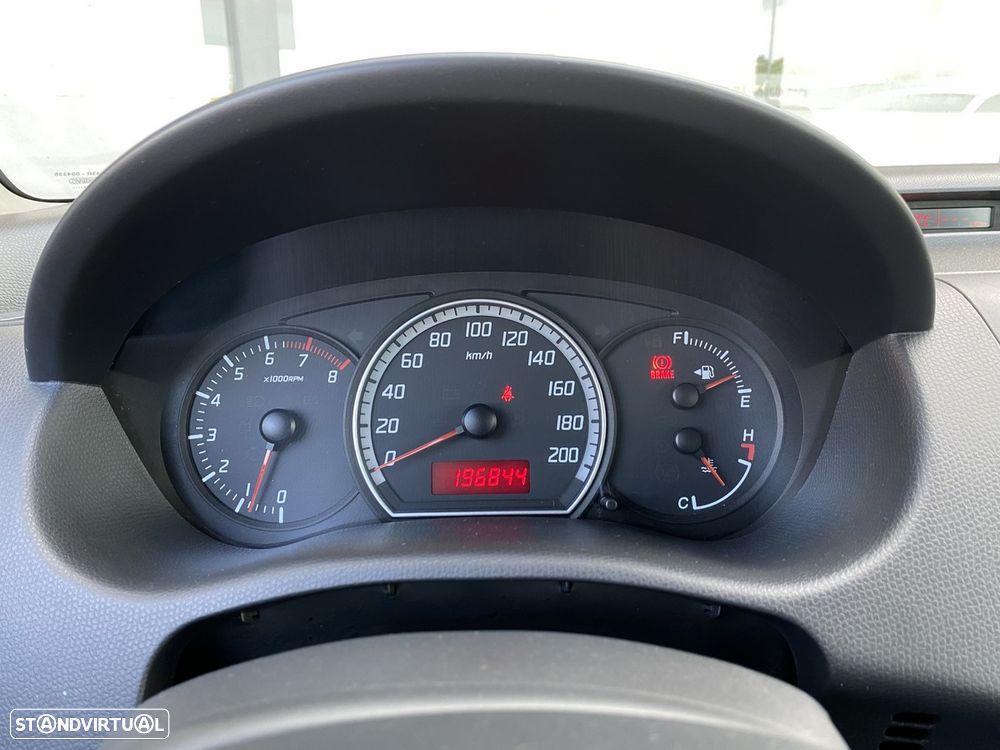 Suzuki Swift 1.3 16V GLX - 18