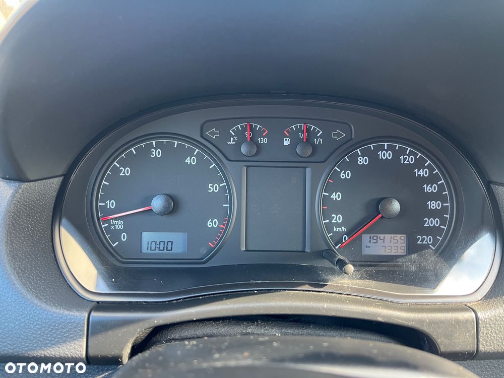 Volkswagen Polo 1.4 16V Highline - 8