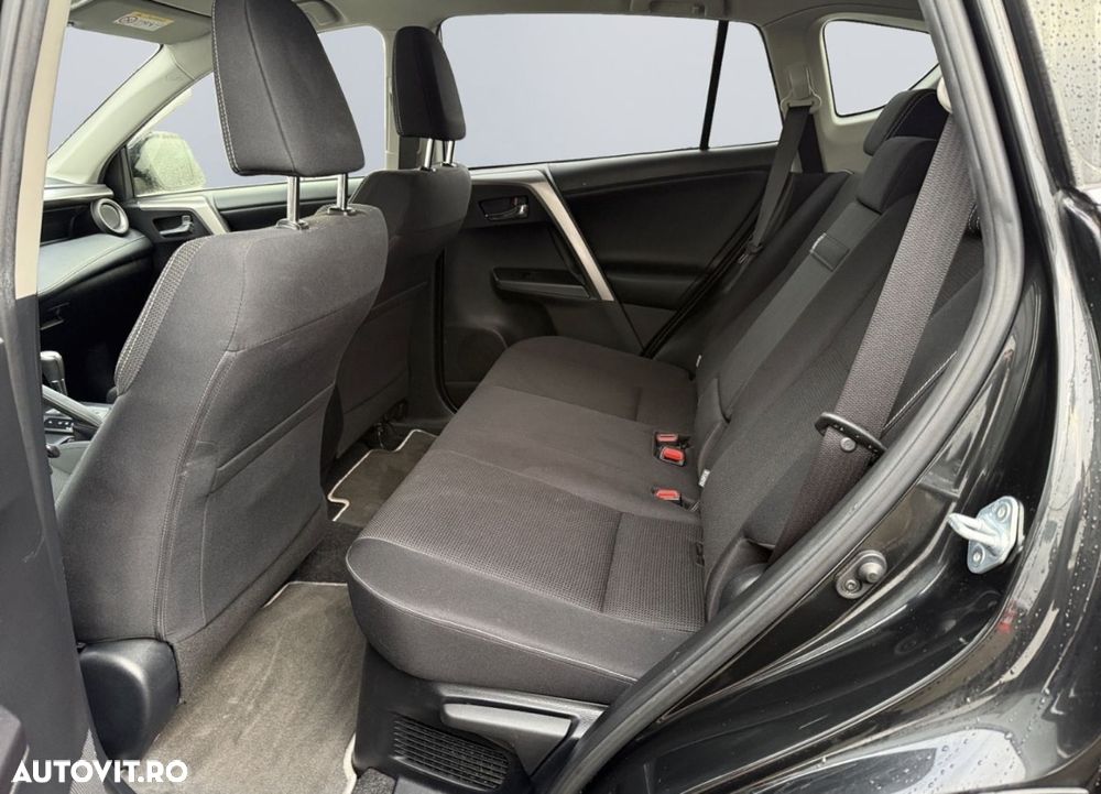 Toyota RAV4 2.5 4x2 Team Deutschland - 16