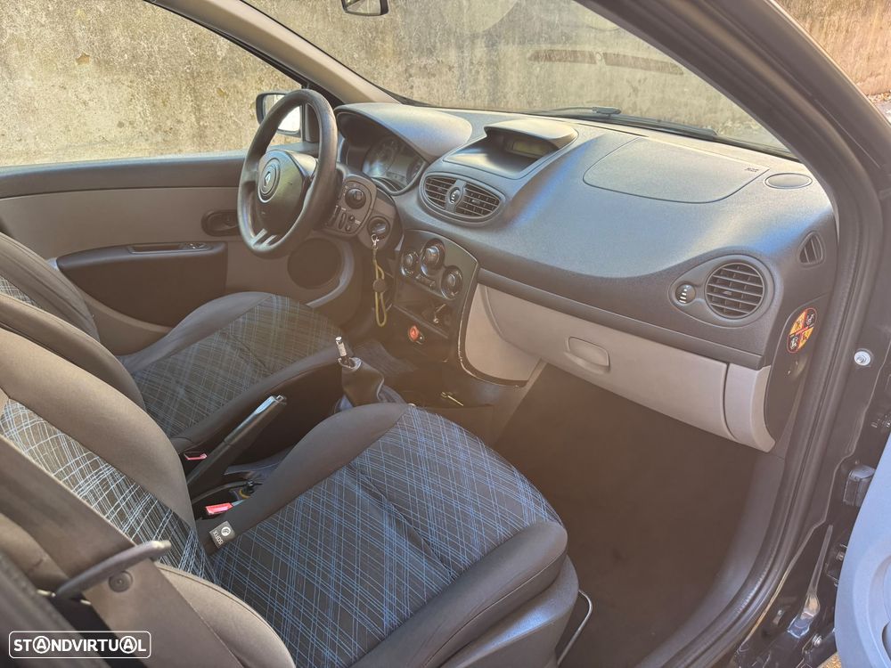 Renault Clio 1.5 dCi Confort - 8