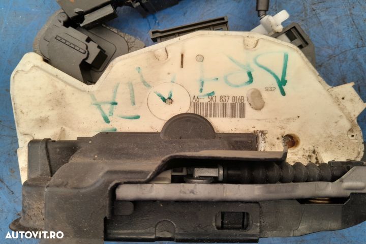 Broasca usa dreapta 5K1837016B Volkswagen VW Golf 6 [2008 - 2015] Hat - 3